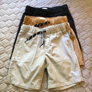 3 pairs: Old Navy tech jogger shorts Size 6-7